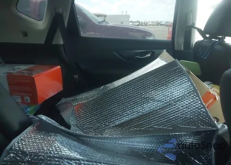 2016 Nissan Rogue Sl из США, поврежденный, VIN 5N1AT2MT5GC855180